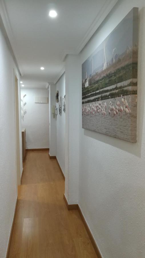 Centrico Apartamento En Valencia Proximo Parada De Metro Angel Guimera 외부 사진