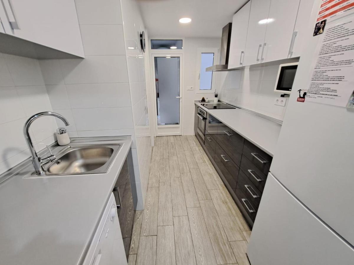 Centrico Apartamento En Valencia Proximo Parada De Metro Angel Guimera 외부 사진